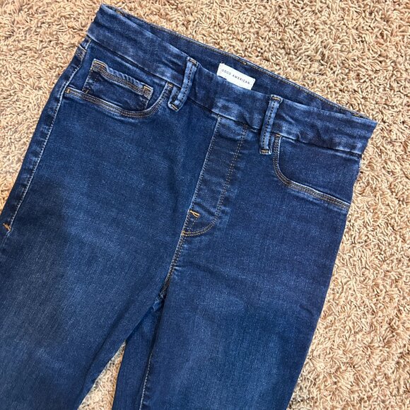 GOOD AMERICAN Pull on Flare Jeans in Women's Size Medium Dark Wash Stretchy - Picture 2 of 6